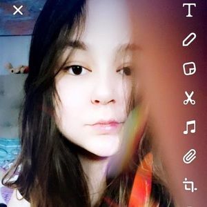 Meet your Posher, Nelly